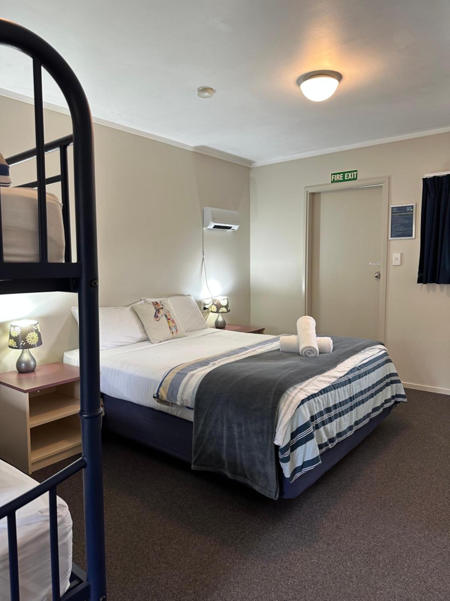 Franz Josef Top 10 Holiday Park Esterno foto